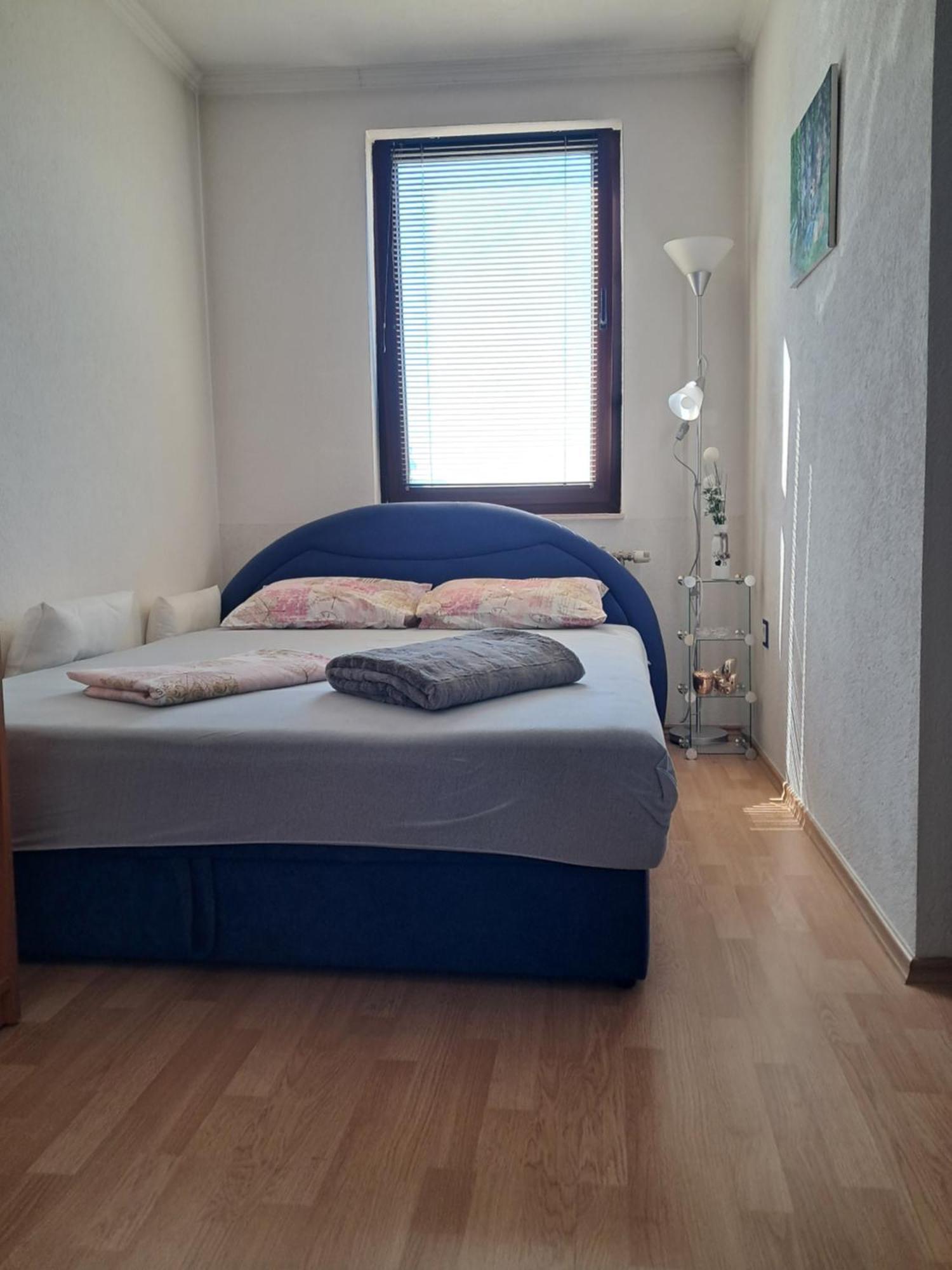 Ajla Apartment *